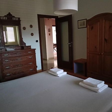 Casa Caty Apartment Pinerolo ภายนอก รูปภาพ