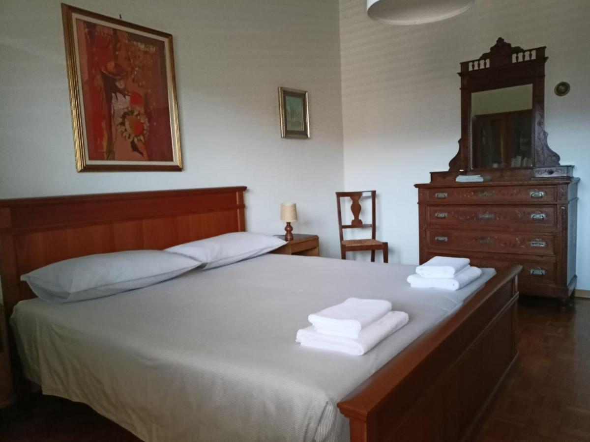 Casa Caty Apartment Pinerolo ภายนอก รูปภาพ